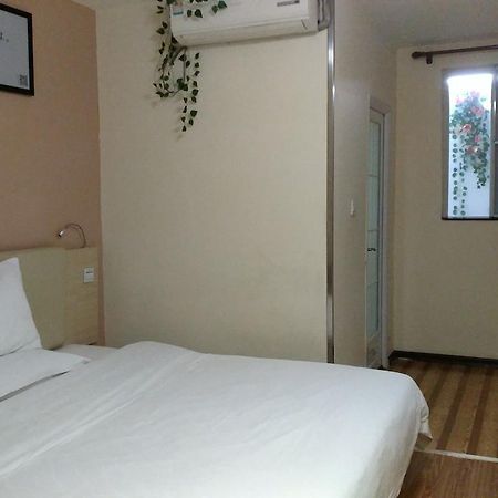 E+ Hotel Guangzhou Baixin Branch 외부 사진