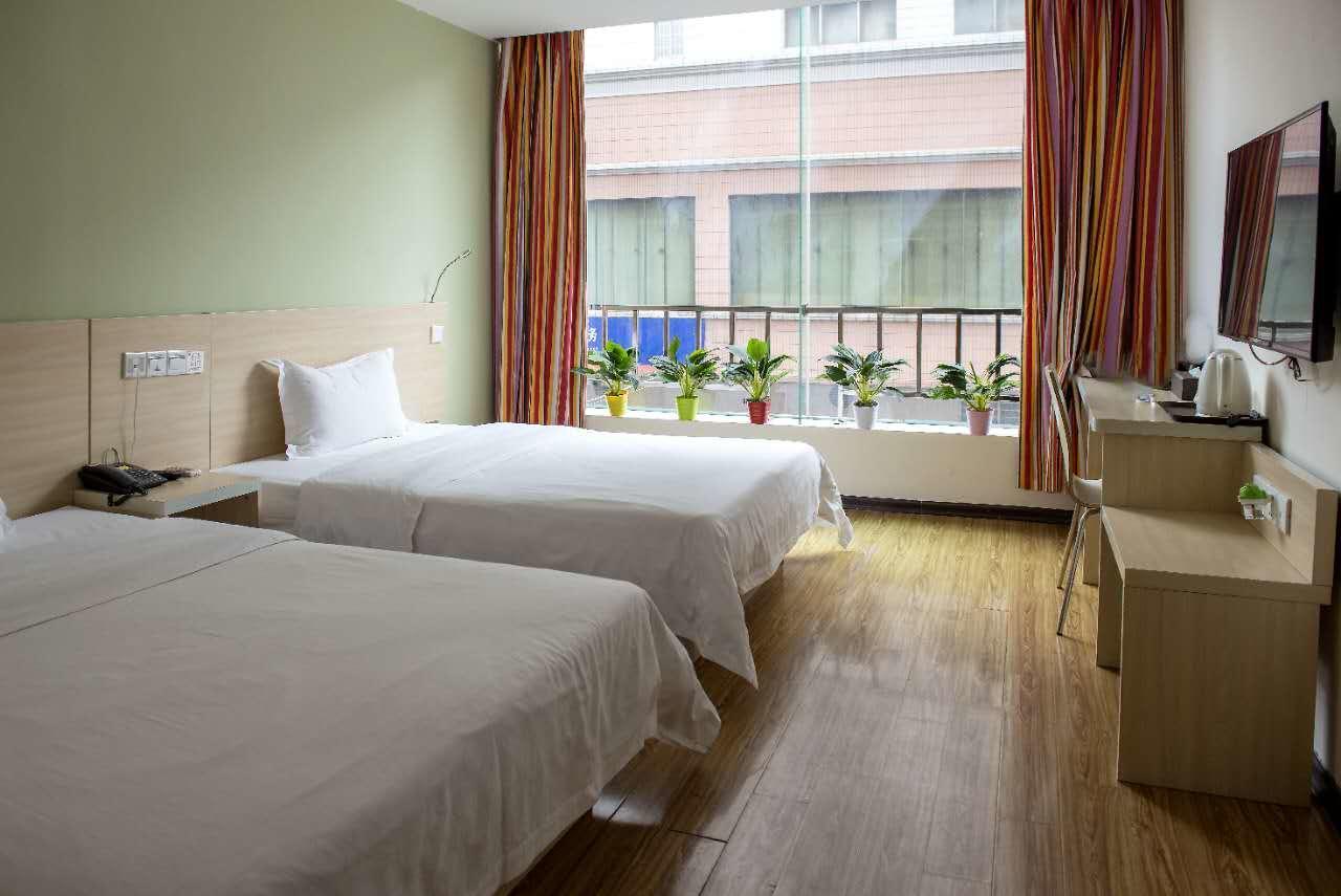 E+ Hotel Guangzhou Baixin Branch 외부 사진